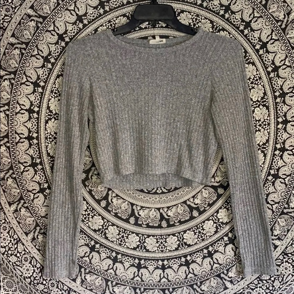 Aritzia Wilfred Free Sweater crop top L cute